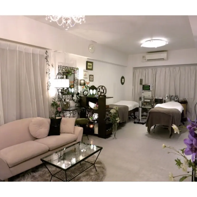 フェイシャルサロン プルソワン江坂の掲載