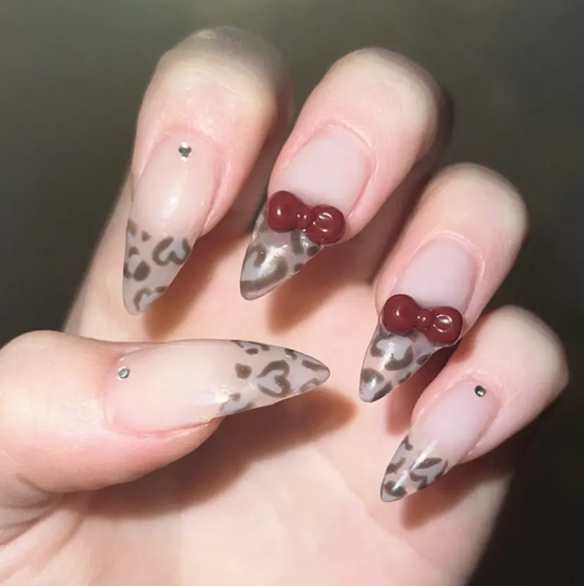 yotsuba 海外ネイル✨🌷の掲載