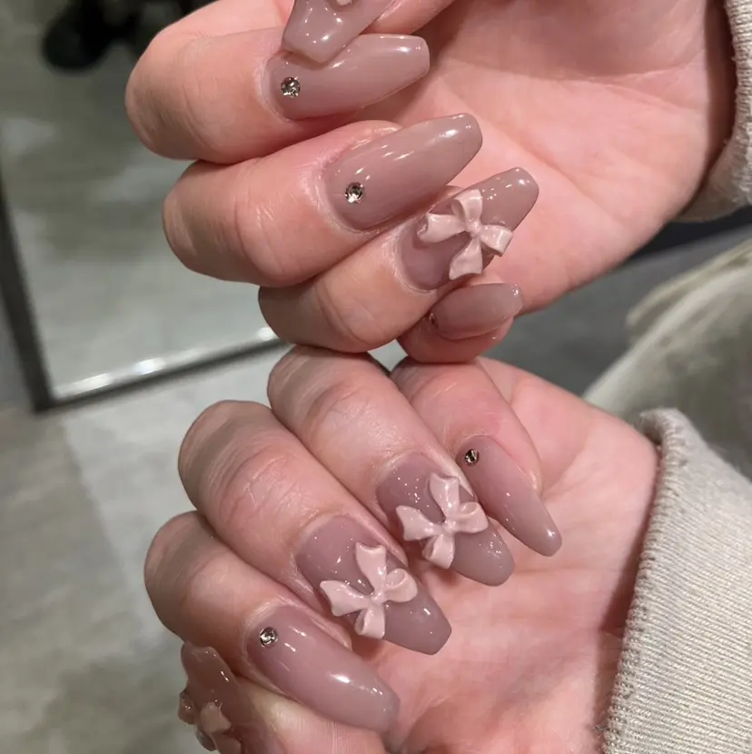 Rélu nail × eyeの掲載