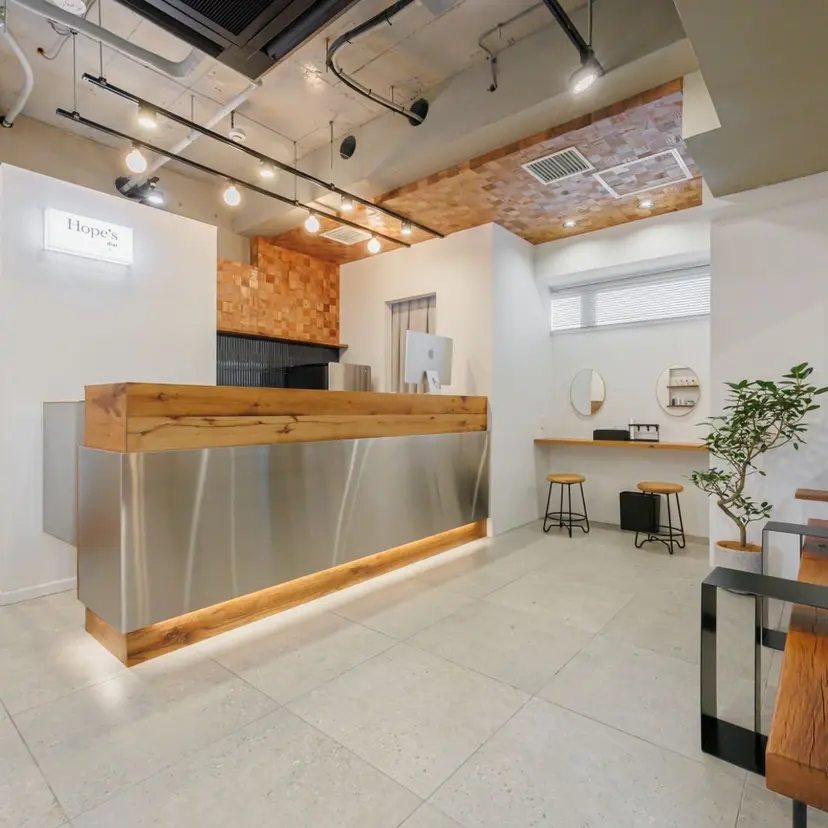 Anna🌺 /アイリストの掲載