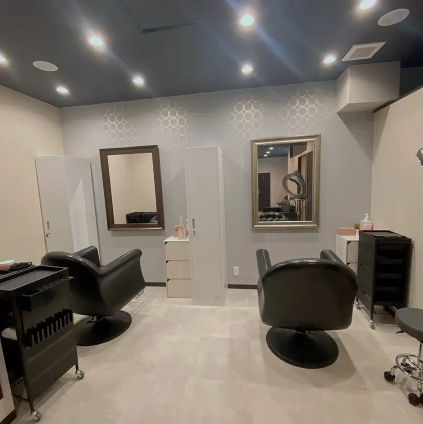 髪質改善/縮毛矯正/ デザインカラー/知念の掲載