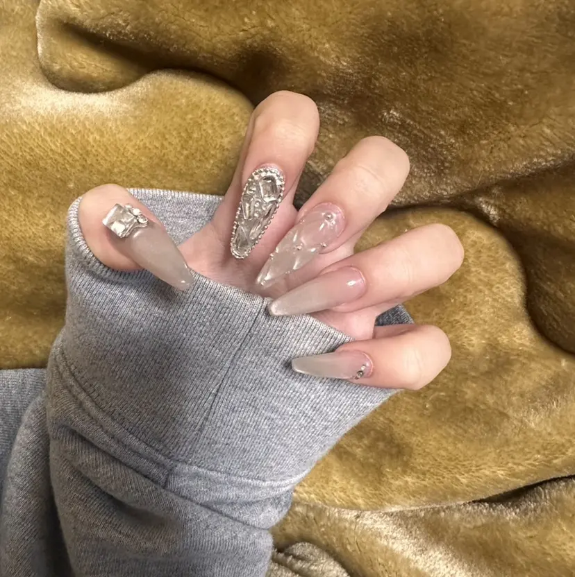 中川 愛海の掲載