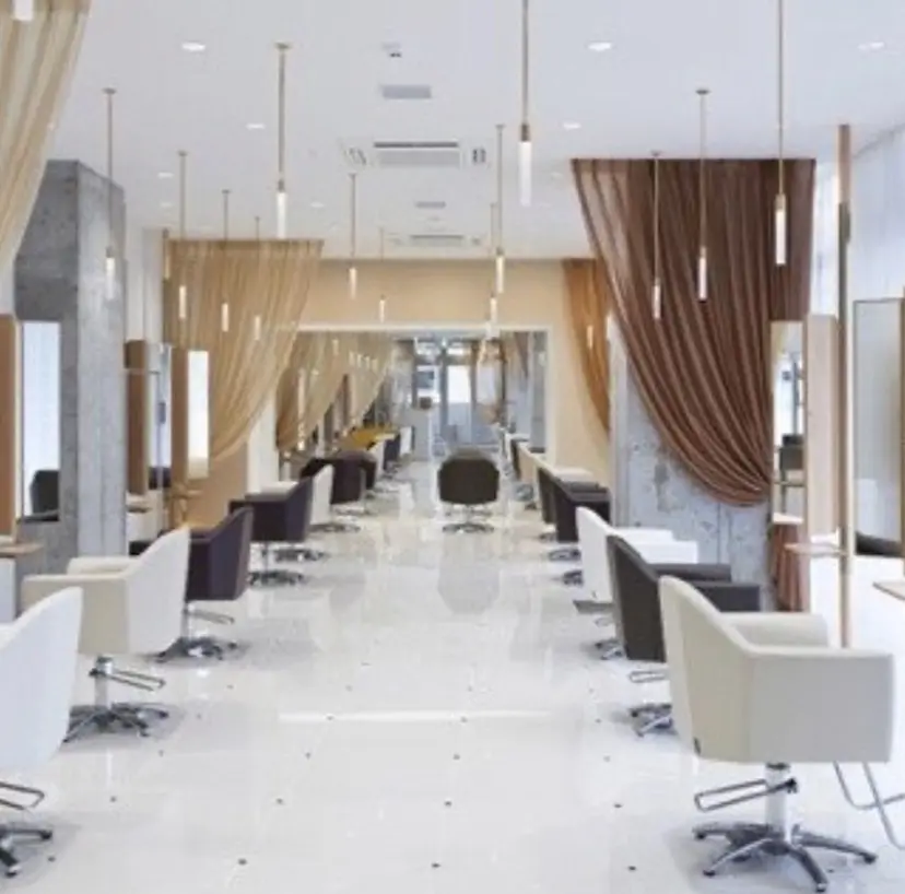 🦋NIA🦋 SALONECINQの掲載