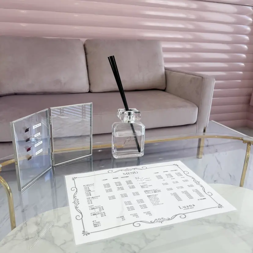 Luana mionaの掲載