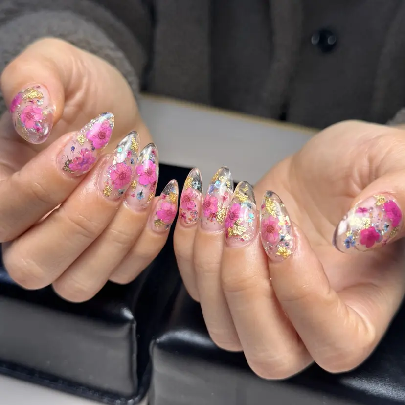 Nail Salon Suri Suriの掲載