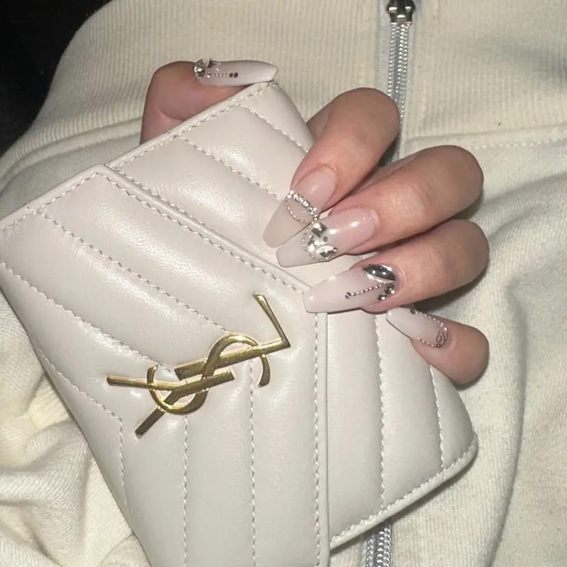 HANA ももかの掲載