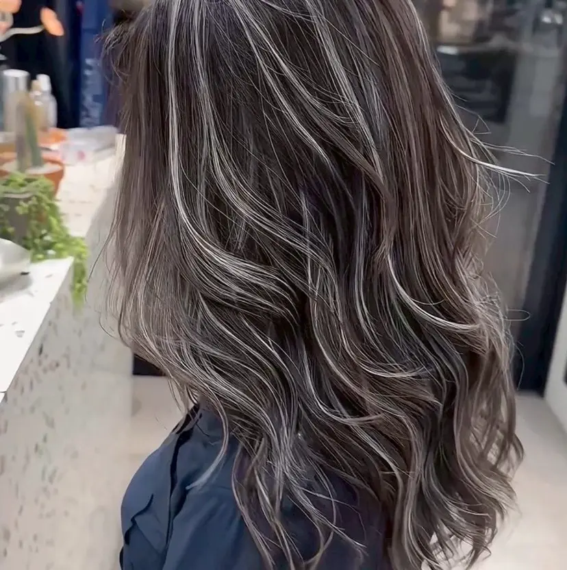 sera 🎀海外ハイライトの掲載