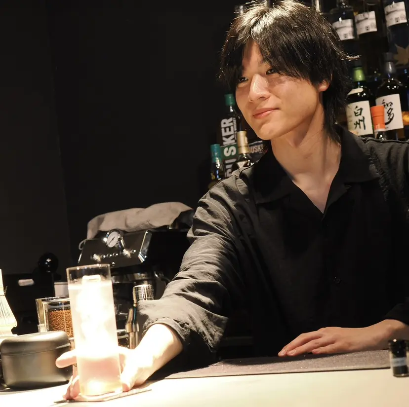 salon&bar 【more】の掲載