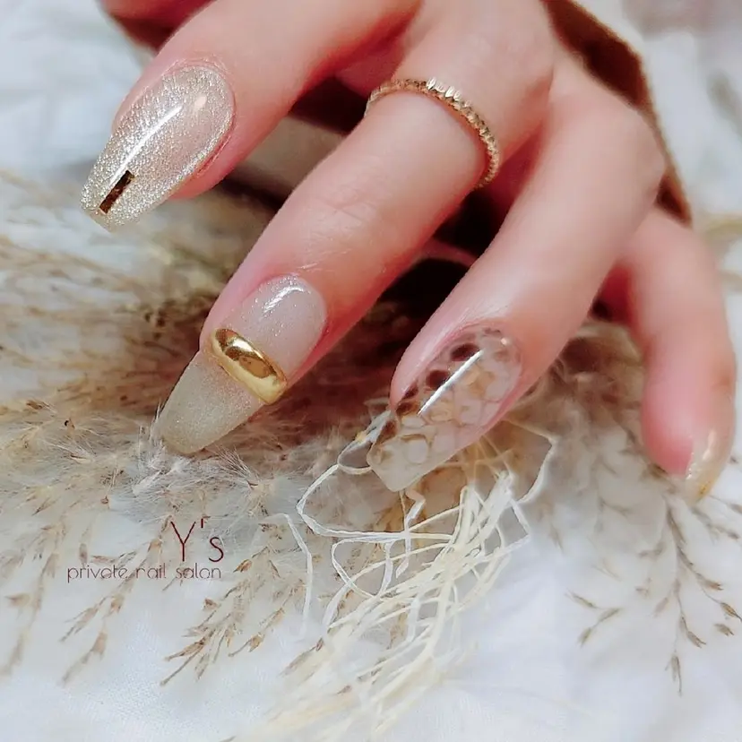 YUMI NAGAI  の掲載