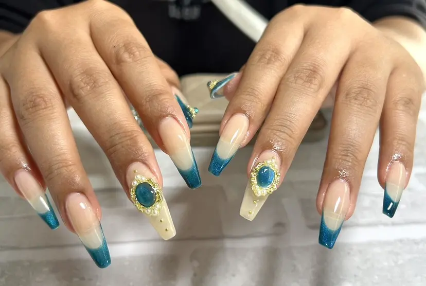 2DY NAIL SALONの掲載