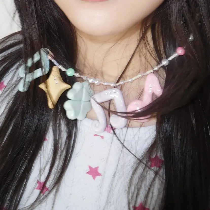 ひな🐥ハイトーン/ レイヤーカット🍀の掲載