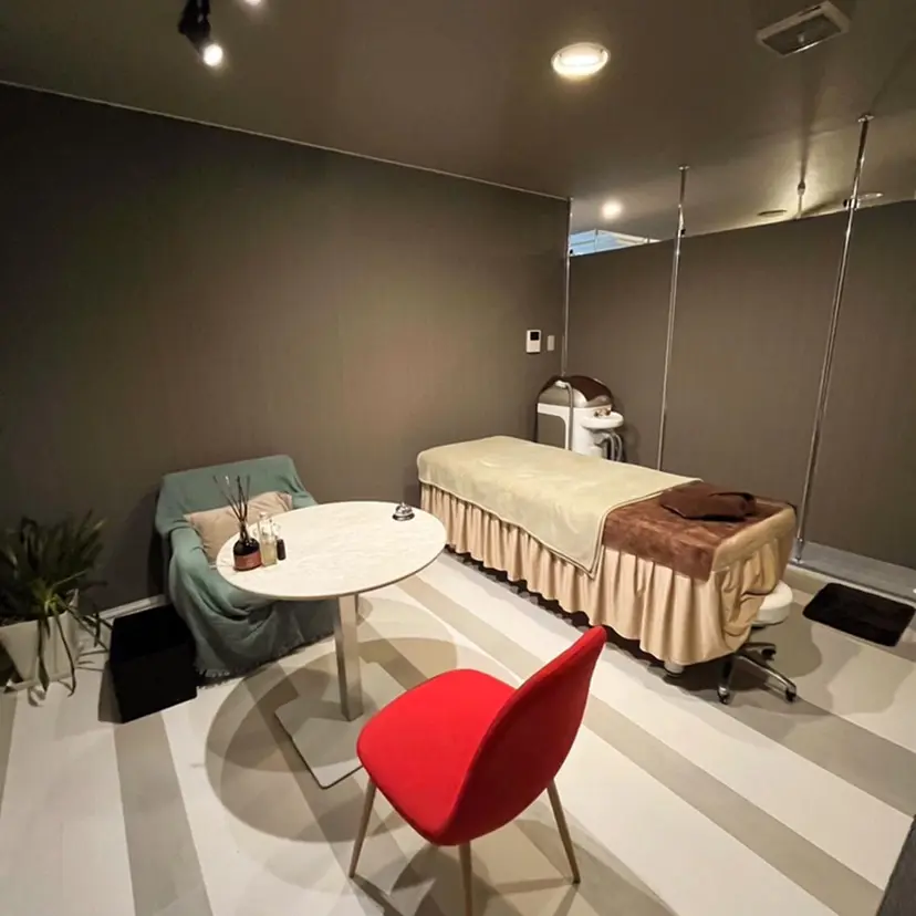 ツヤ肌脱毛サロン Grast🌿アイカの掲載