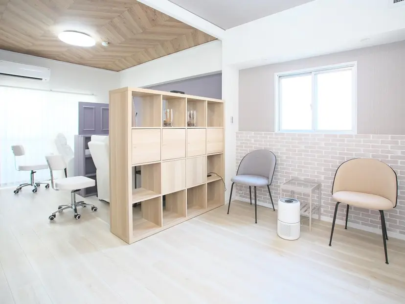 R-LASH 六本松店の掲載