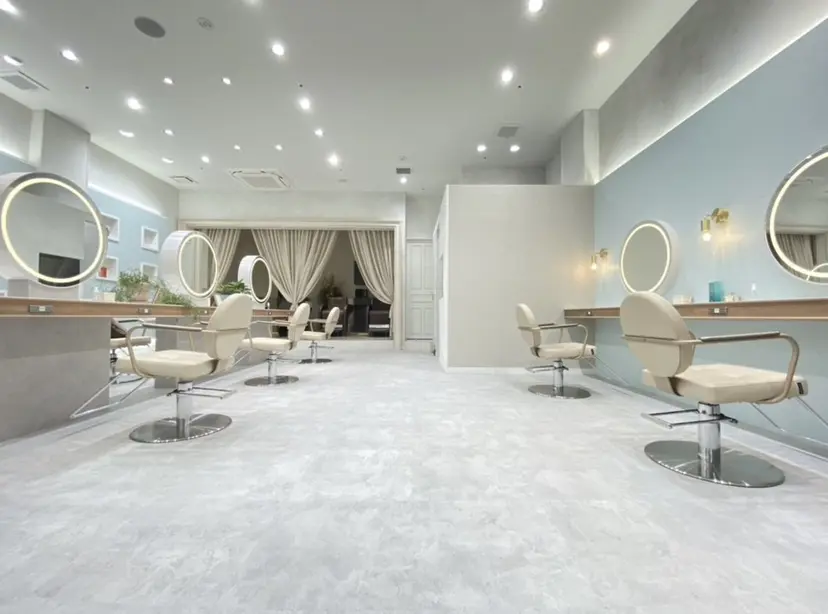 𝑴𝑰𝑨🎀赤髪 /ピンク/髪質改善の掲載