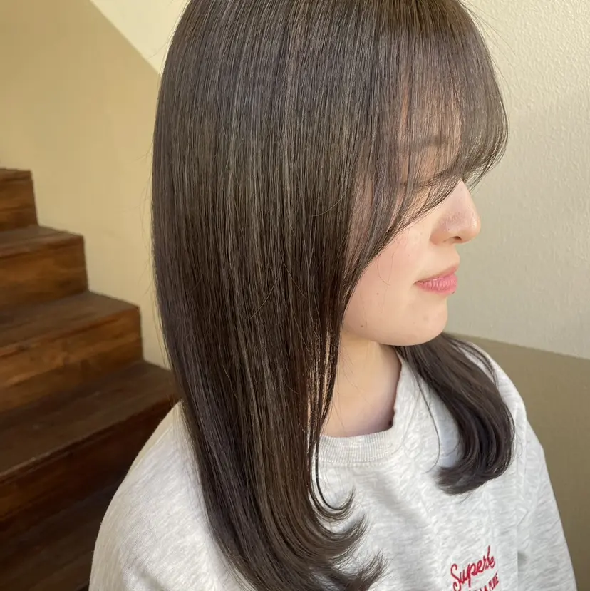 ツヤ感カラー✨/ 顔周りカット西川絢音の掲載