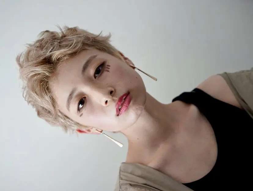 ALLY/廣瀬 眞子の掲載