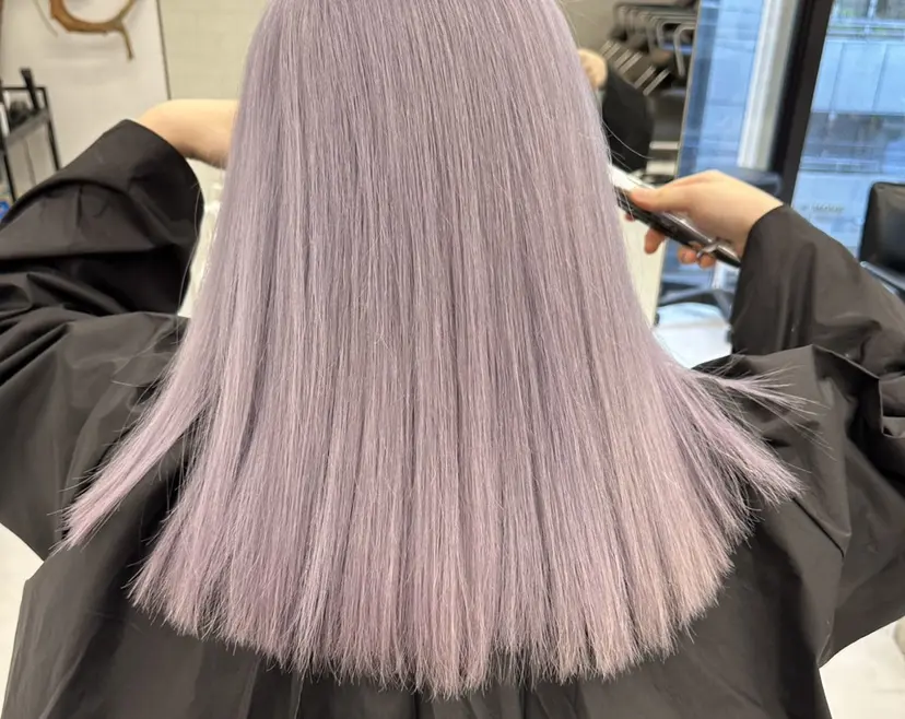 ハイトーンカラー🤍 やない せいらの掲載