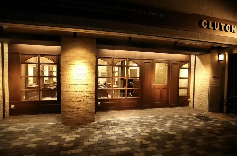 美髪矯正/艶髪 CLUTCH田中海琴の掲載