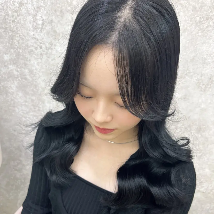 YUI/透明感 ブリーチ❕髪質改善の掲載