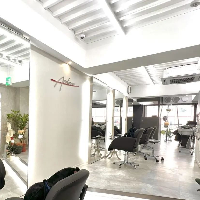 【メンズ特化美容師】 Toma🎯の掲載