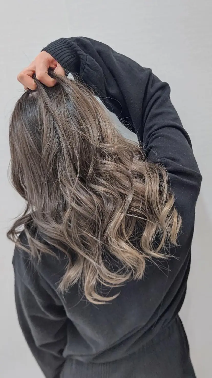 🩶ハイライトカラー 🩶ASH西葛西鈴木の掲載