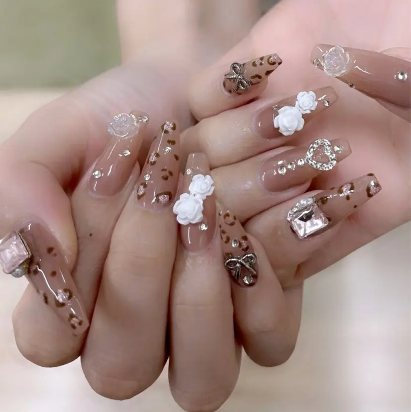 ToliyDeliy akemiの掲載