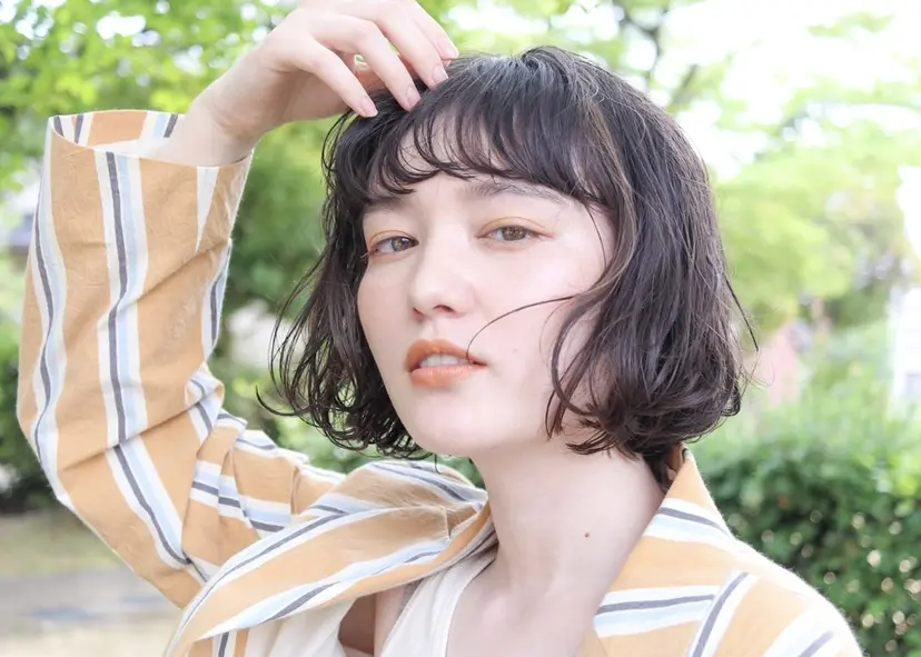 顔まわり/似合わせ/ ミディアム/村瀬浩司の掲載