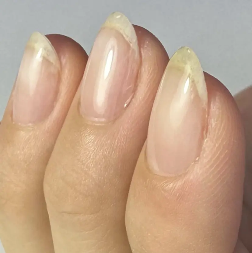 自爪育成ネイリスト✨ Mokaの掲載