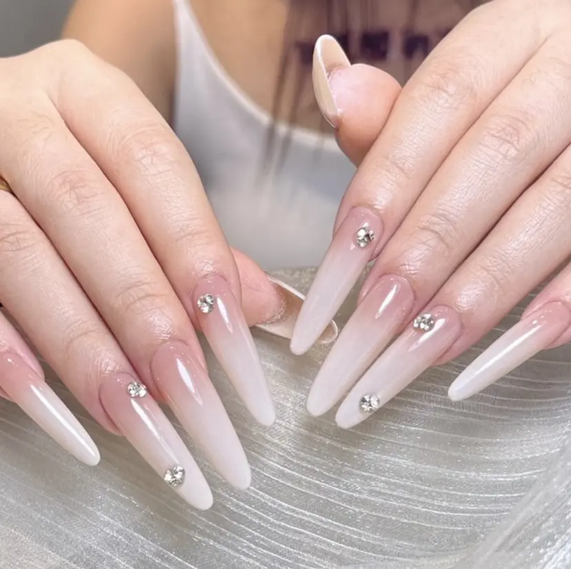 Green Nail YURIの掲載