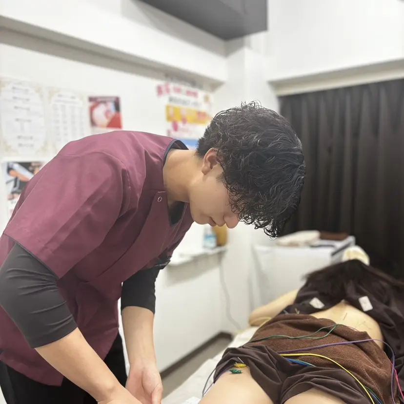 【美容鍼・小顔鍼】 鍼灸師　森原拓磨の掲載