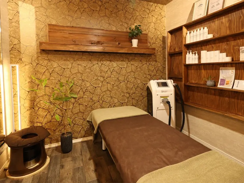 江坂/トータル ビューティー/宿り木の掲載