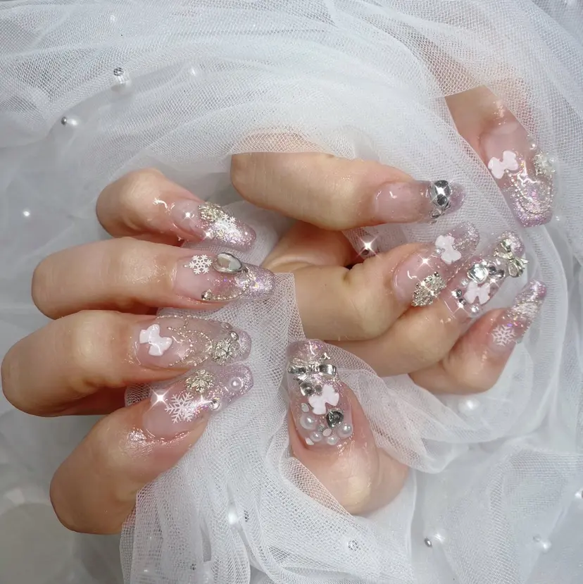 nail salon CHARMANTEの掲載