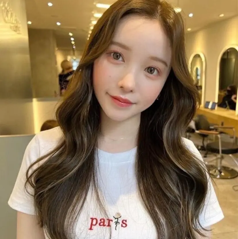 髪質改善🇰🇷レイ ヤーカット/艶透明髪の掲載