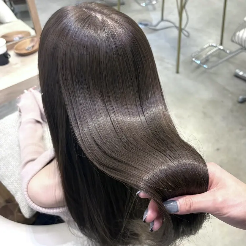 Wカラー/グレージュ /ユウヤの掲載