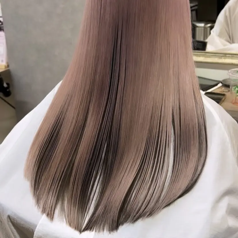 西村髪質改善 ブリーチ縮毛矯正の掲載