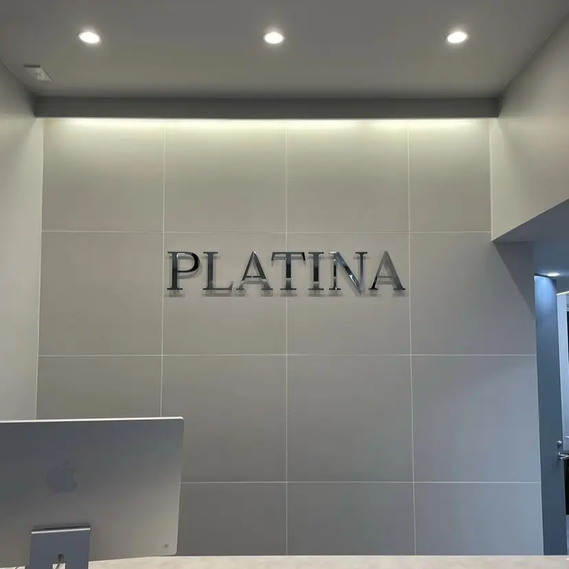 カラーモデル／ 縮毛矯正／平林柊二の掲載