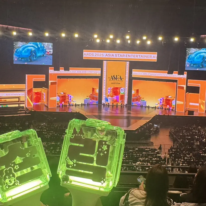 🐈‍⬛カチモリ/暖 色/𝐌𝐢𝐤𝐮の掲載