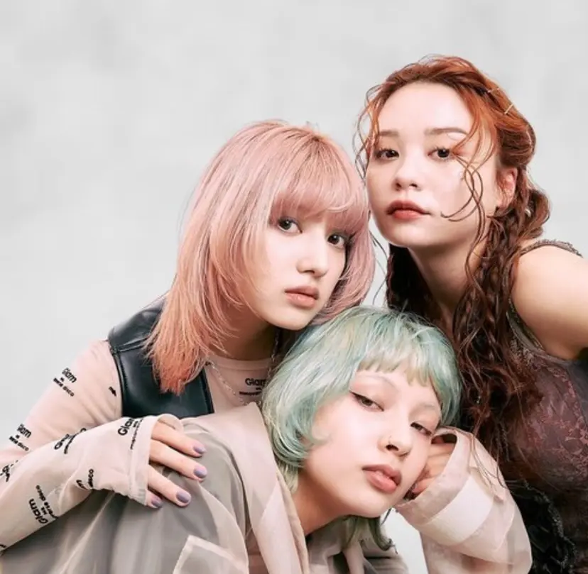 艶髪💫透明感/ Wカラー/レンの掲載