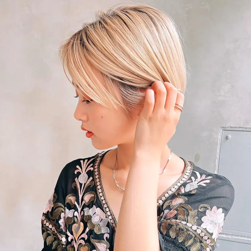 派手髪/ハイトーン RIN🩵ྀིの掲載