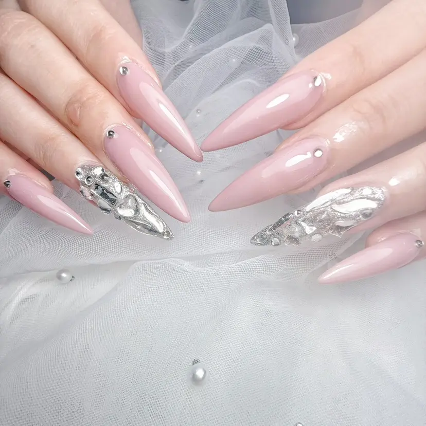 Lyna 池袋の掲載