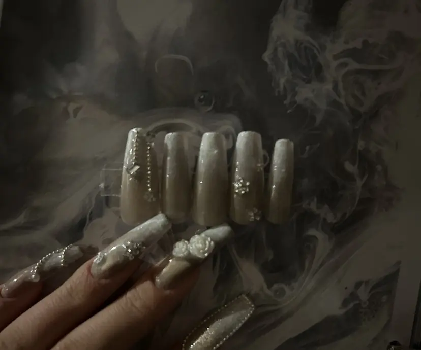 RINA TSUKAHARAの掲載