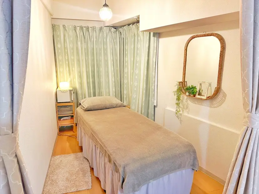 男性セラピスト ｜ease (大阪)の掲載