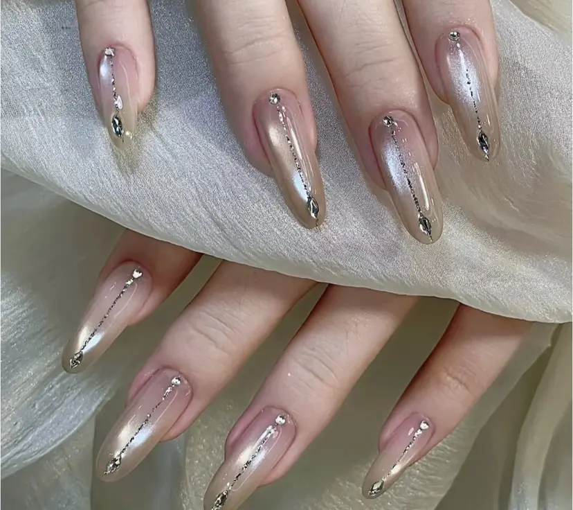 ゆな ネイルの掲載