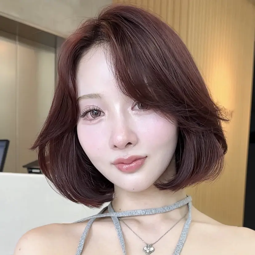 かえ🩶韓国ボブ🎀 透明感カラー🥣の掲載