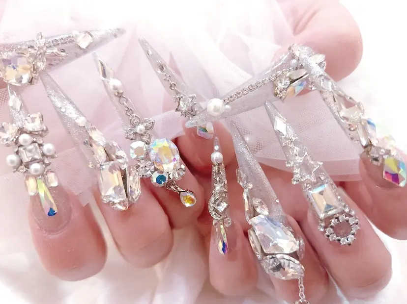 u   n   o  n a i l 01の掲載