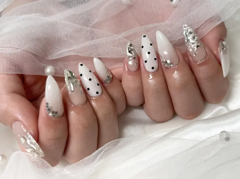 Roi〈ロワ〉 Minakoの掲載