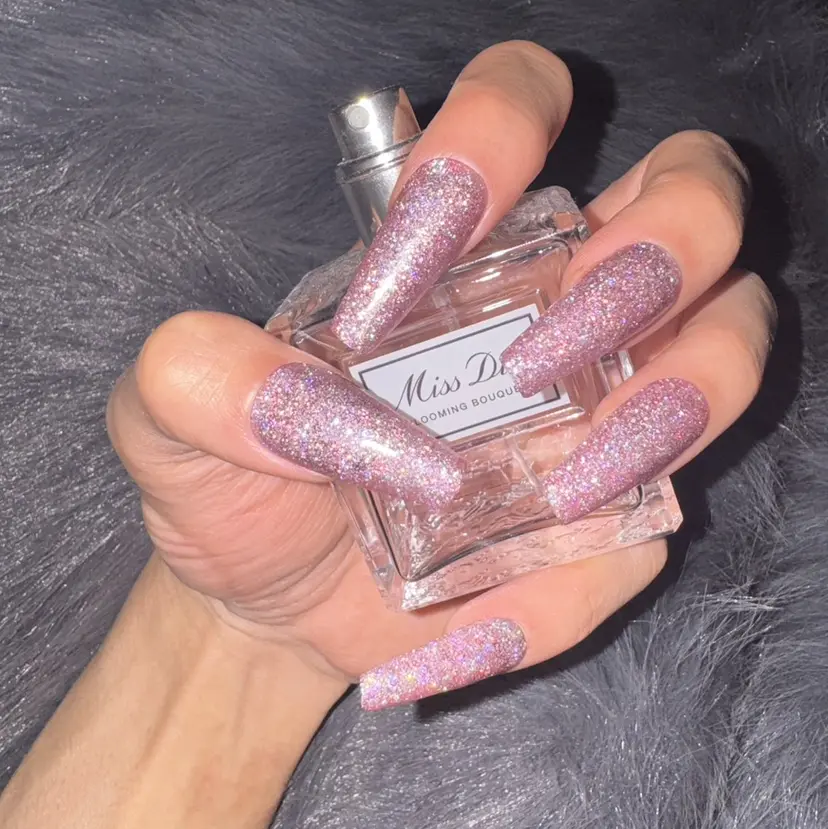 Anewzel アニュッツェルの掲載