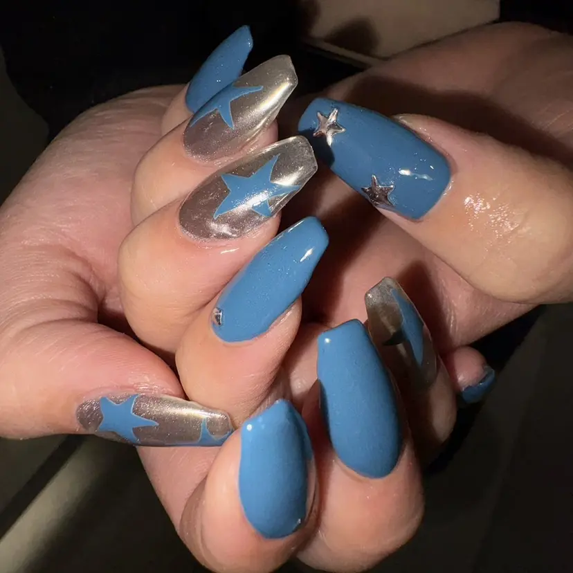 カンナ【Y2Kネイル /コーンロウ】の掲載