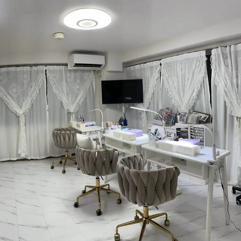 スカルプ専門店長さ だしエミリオ ネイルの掲載