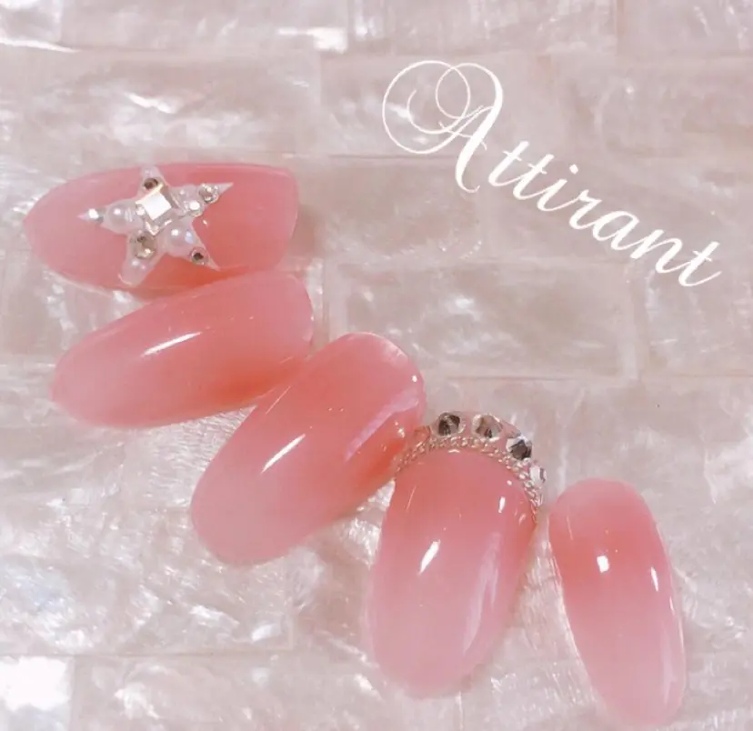 ネイルサロン アティロンの掲載